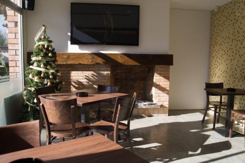 共用Lounge/電視區, 維爾提索爾旅館 (Hostal Vertisol) in 萊斯普雷塞斯