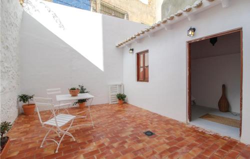 Amazing Apartment In Altea With Kitchen