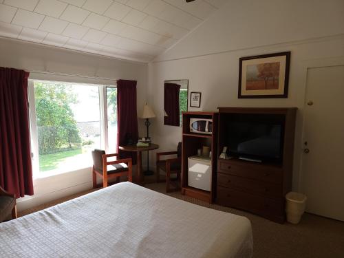 Hickory Grove Motor Inn - Cooperstown in Cooperstown, USA