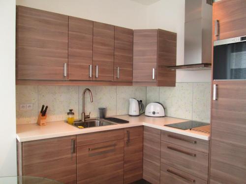 Leongargt Apartments - image 8