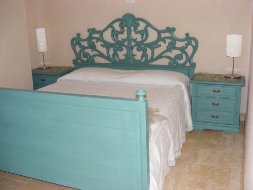 2 king beds, 1 twin bed