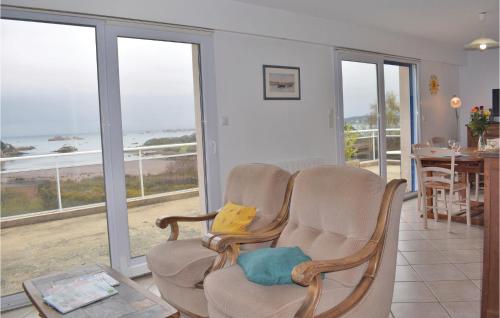 Holiday home Route de Glouermel - image 12
