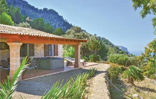 Buitenkant, Cozy Home In Estellencs With Wifi in Estellencs