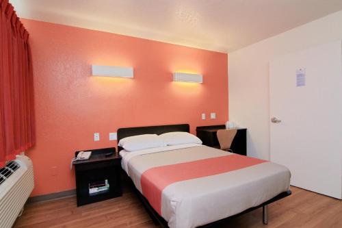 Double Room - Disability Access image 5
