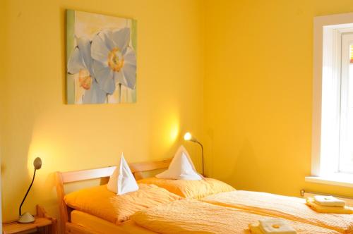 Double Room image 4