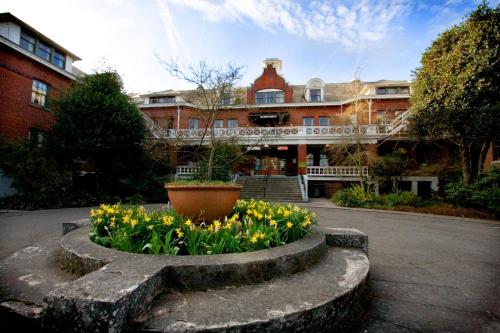 McMenamins Edgefield - 출입구
