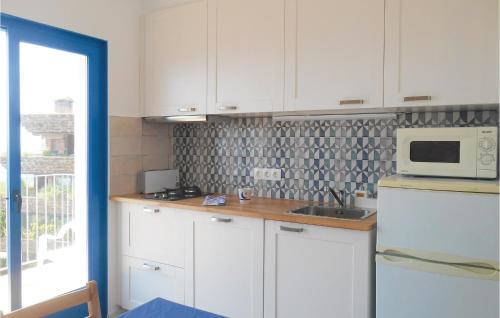 Two-Bedroom Apartment in Tossa de Mar - image 5