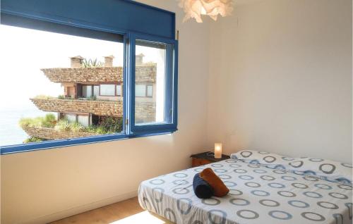 Two-Bedroom Apartment in Tossa de Mar - image 12