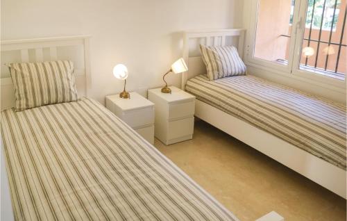 Two-Bedroom Apartment in Marbella - image 2
