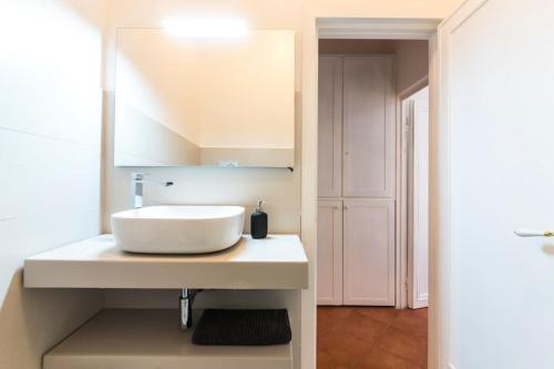 Domus Marina Vacanze Romane-Colosseo, Rzym (zdjęcie 10)