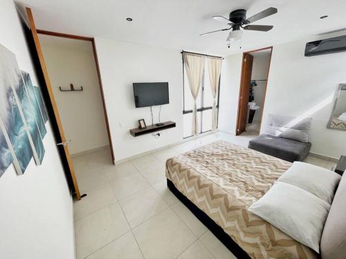 Casa Otavia, con alberca para 6 huéspedes y mascotas in Conkal, Mexico