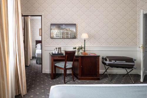 hotel photo