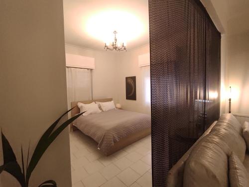 Athens Lavish Appartment - image 2