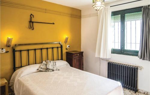 Stunning home in Rute w/ Outdoor swimming pool Outdoor swimming pool and 9 Bedrooms - image 11