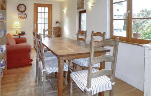 Holiday Home Honfleur Chemin Des Monts - image 9