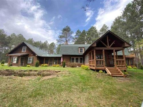 Eagle Bluff Lodge by Patriot Properties