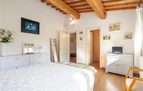 3 Bedroom Gorgeous Home In Pontedera pi