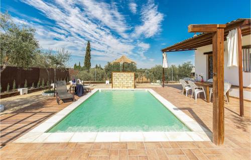 Nice home in Arahal with Outdoor swimming pool WiFi and 3 Bedrooms - image 12