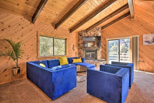 Luxe Escape with Decks, Mtn Views, Game Room!