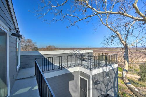 Picturesque Farmhouse on Working Almond Ranch Picturesque Farmhouse on Working Almond Ranch