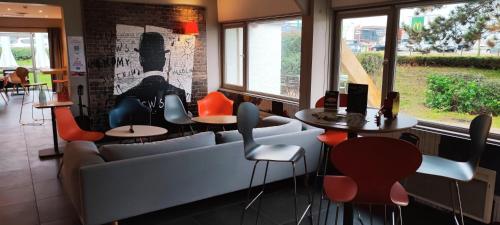 Vestíbulo, ibis Moulins Sud in Moulins