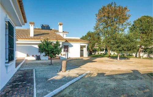 Beautiful Home In Arcos De La Frontera With Kitchen