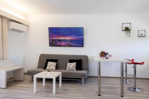 Terinikos Apart-Hotel - main image