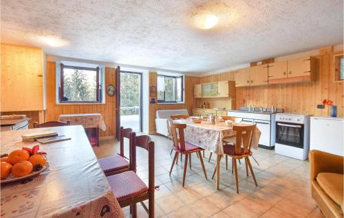  Nice home in Zuclo with 2 Bedrooms in Saone