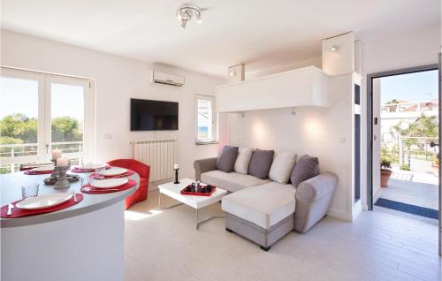  Awesome apartment in Pizzo with 1 Bedrooms and WiFi in Pizzo
