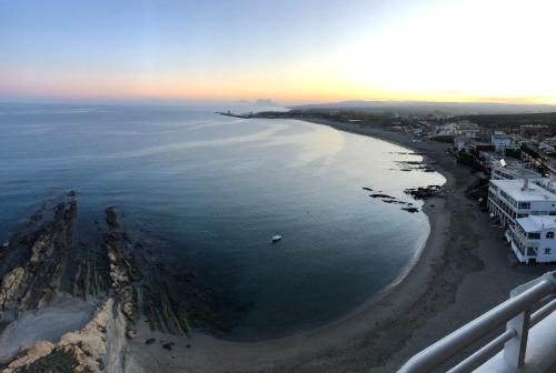 沙灘, fabulous sea view - a pie de playa- in 托雷古亞迪亞羅