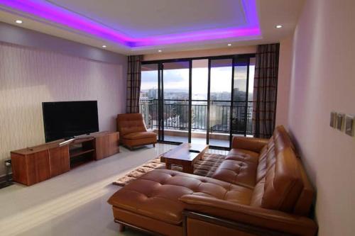 BELLAs LUXURIOUS AIRPORT APARTMENT
