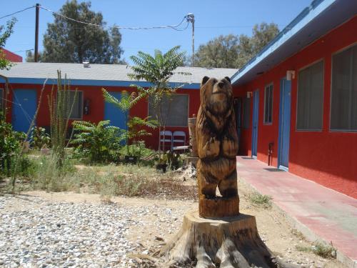Safari Motor Inn - Joshua Tree - 숙소 외관