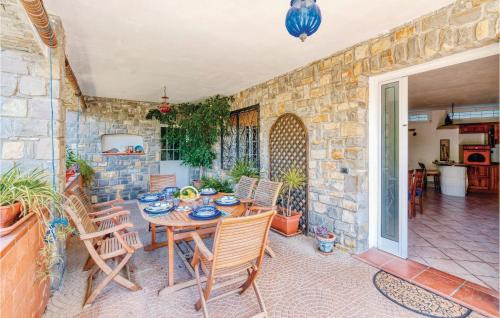 Casa con Portico - image 5
