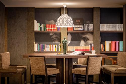 Best Western Premier Hotel Littéraire Le Swann - image 7