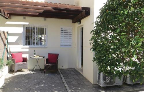 Nice Home In Ciudad Quesada With Kitchenette