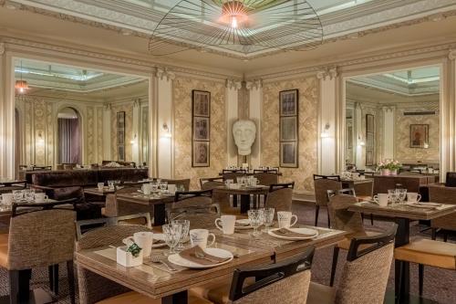 Best Western Premier Hotel Littéraire Le Swann - image 9