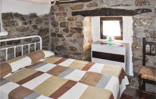 Six-Bedroom Holiday Home in Montefrio - image 12