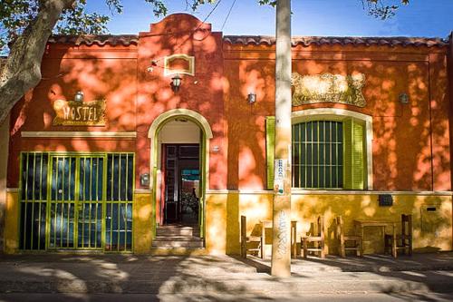 Casa Pueblo Hostel - Accommodation - Mendoza