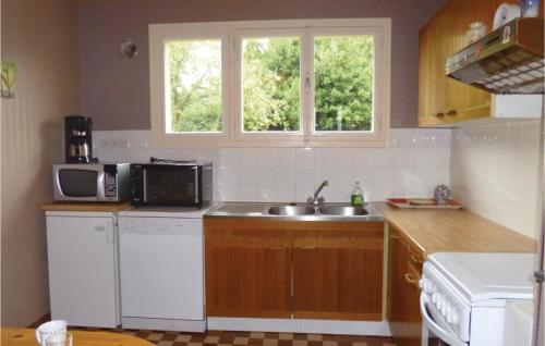 Beautiful Home In Montsenelle With Kitchen