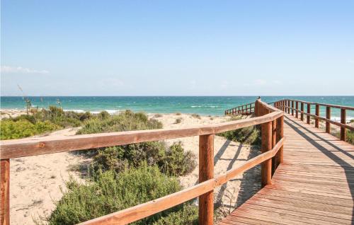 Awesome apartment in Santa Pola w/ WiFi Outdoor swimming pool and 2 Bedrooms - image 2
