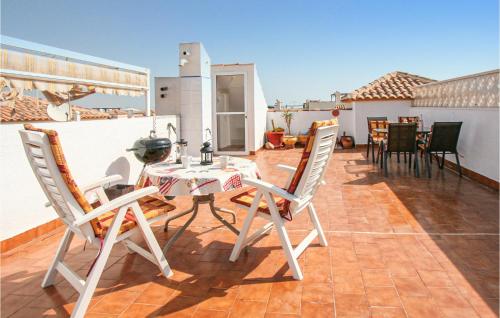 Awesome apartment in Santa Pola w/ WiFi Outdoor swimming pool and 2 Bedrooms - image 10
