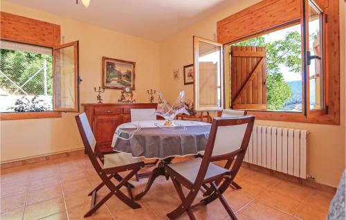 4 Bedroom Stunning Home In St Cebria De Vallalta