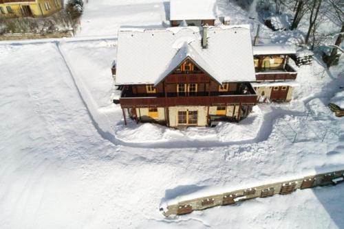 Rodinný dům na Sluneční stráni (Rodinny dum na Slunecni strani) in Dolni Dvur