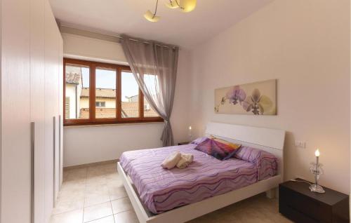 Two-Bedroom Apartment in Viareggio -LU- - image 7