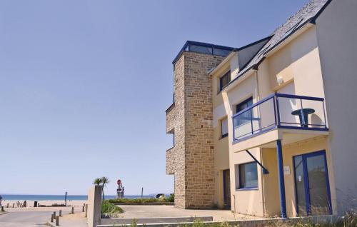 Stunning apartment in St, Nic with 1 Bedrooms