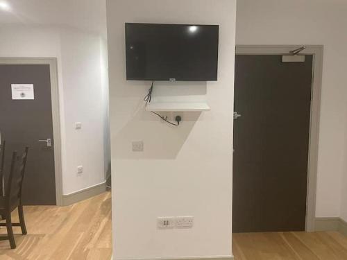 CITY SKYLINE VIEWS 1Bed Studio Apartment Free WIFI & Netflix Sleeps 3 Perfect for Solo & Coupled Travelers, Londýn (fotografie 4)