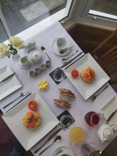 LLys Aeron Guest House - image 6
