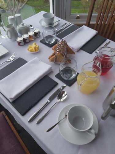 LLys Aeron Guest House - image 7