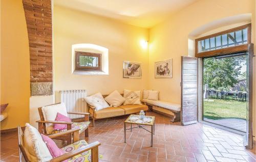 Pet Friendly Home In Arezzo Ar in Puliciano