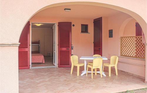 Lovely Apartment In Puntone gr With Kitchenette